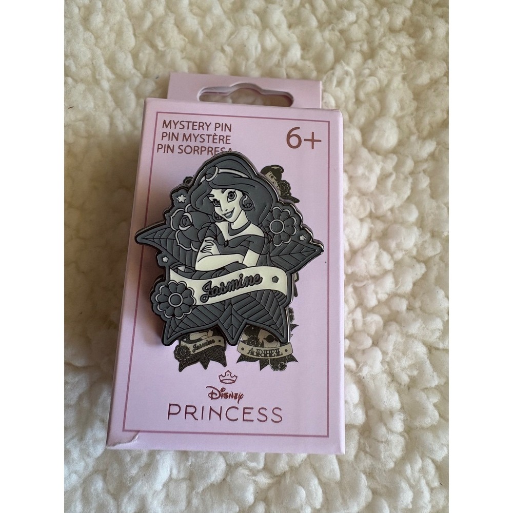 Disney Loungefly Princess Tattoo Pin - Jasmine